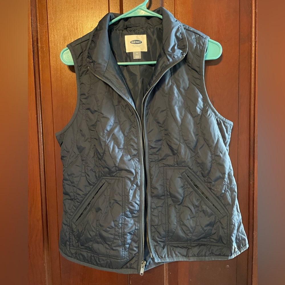 Old navy zip up vest. Navy blue. Size medium.